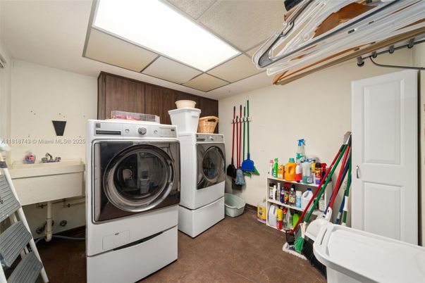Interior, Washer