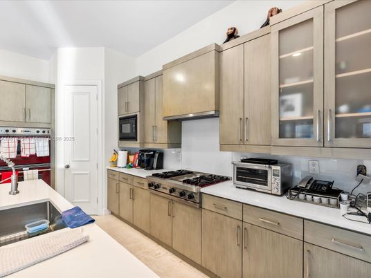 Interior, Kitchen, Stainless Steel Appliances
