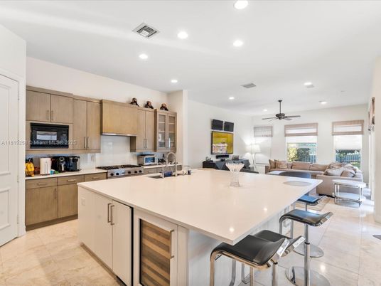 Interior, Kitchen, Living room, Recessed Lighting, Stainless Steel Appliances