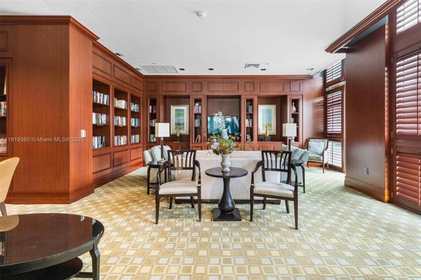 Dining room, Interior, Recessed Lighting, Wooden Walls