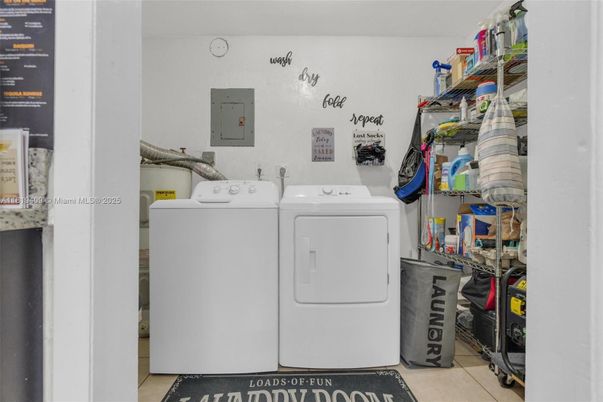Interior, Washer