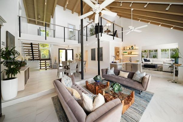 Dining room, Interior, Living room, Marble, Wooden Beams, Wooden Ceilings