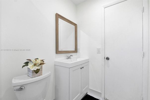 Bathroom, Interior