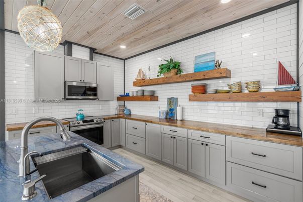 Interior, Kitchen, Recessed Lighting, Stainless Steel Appliances, Wooden Ceilings, Wood Texture Flooring