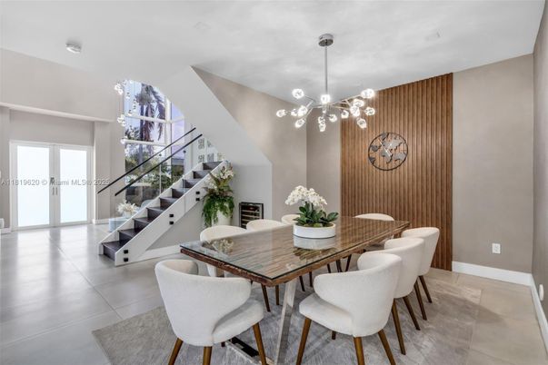 Dining room, Interior, Pendant Lights