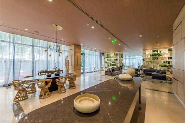 Dining room, Interior, Living room, Pendant Lights, Recessed Lighting
