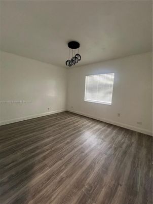 Empty room, Interior, Pendant Lights, Wood Texture Flooring
