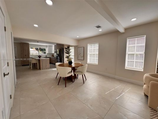 Dining room, Interior, Recessed Lighting