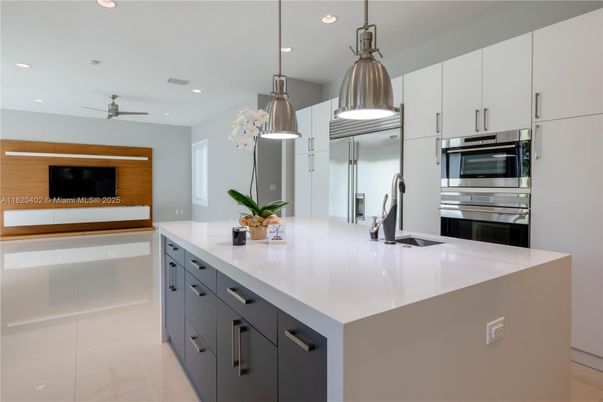 Interior, Kitchen, Pendant Lights, Recessed Lighting, Stainless Steel Appliances