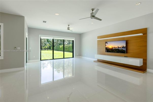 Empty room, Fireplace, Interior, Recessed Lighting