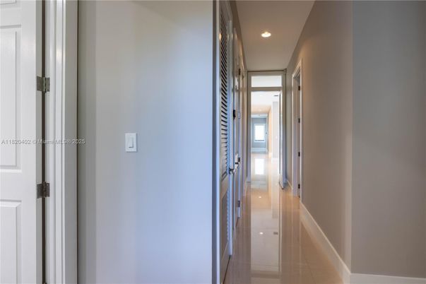 Interior, Recessed Lighting