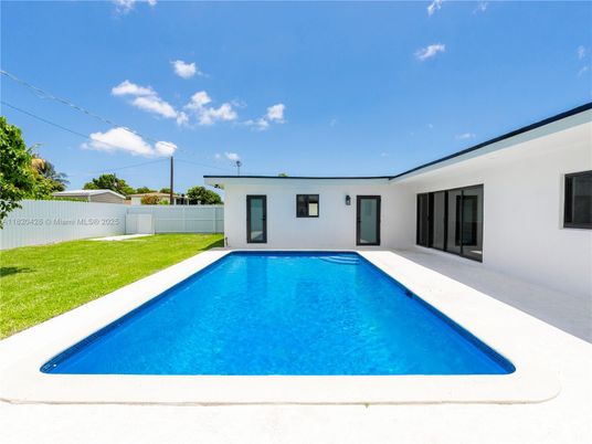 Backyard, Exterior, Pool