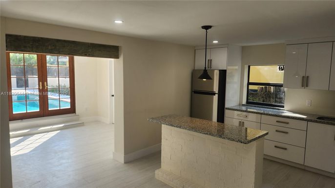Interior, Kitchen, Pendant Lights, Recessed Lighting, Wood Texture Flooring