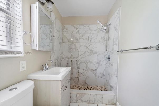 Bathroom, Interior, Marble Walls