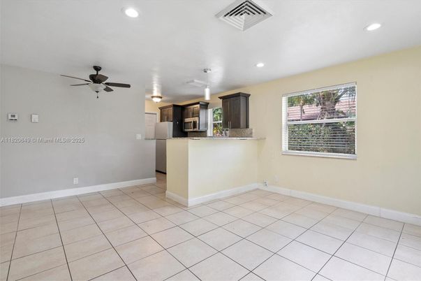 Empty room, Interior, Kitchen, Recessed Lighting