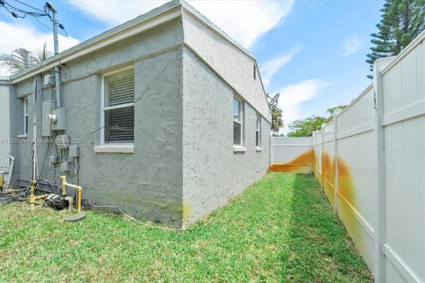 Backyard, Exterior