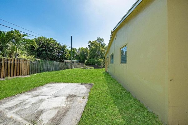 Backyard, Exterior