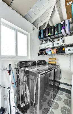 Interior, Washer