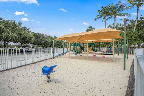 Backyard, Exterior, Playground