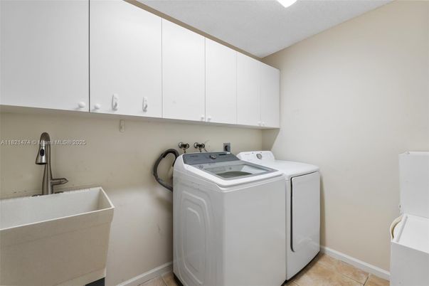 Interior, Washer