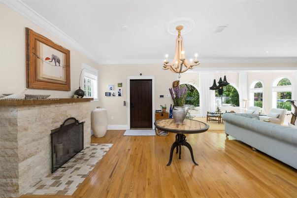Chandelier, Fireplace, Interior, Living room, Recessed Lighting, Wood Texture Flooring
