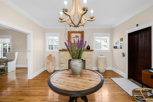 Chandelier, Interior, Wood Texture Flooring