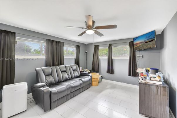 Interior, Living room