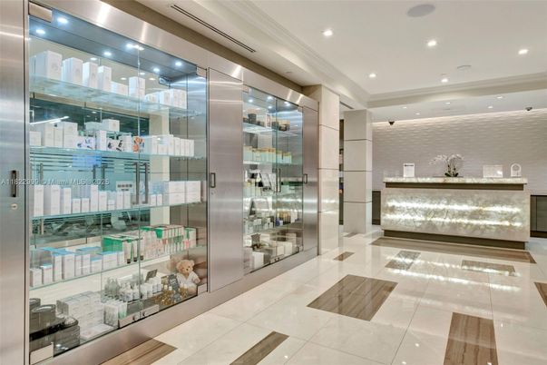 Elevator, Interior, Recessed Lighting