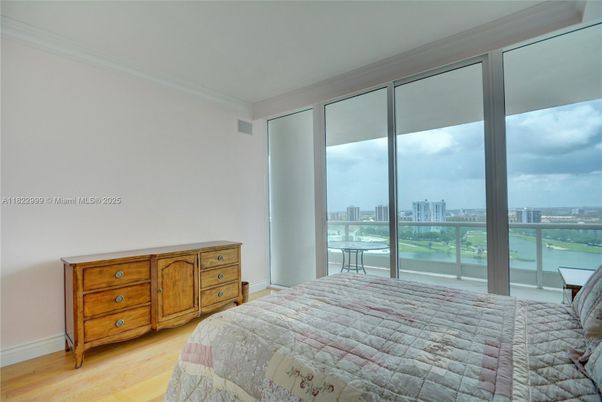 Bedroom, Interior, Water, Wood Texture Flooring