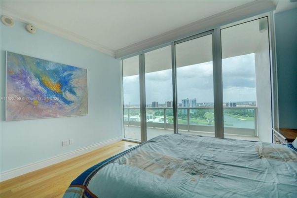 Bedroom, Interior, Water, Wood Texture Flooring