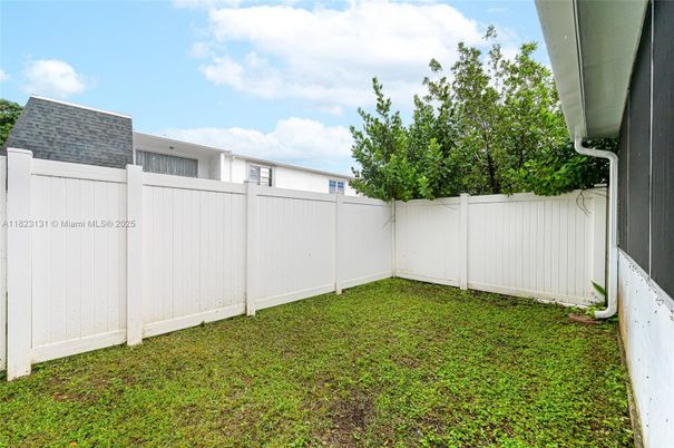Backyard, Exterior
