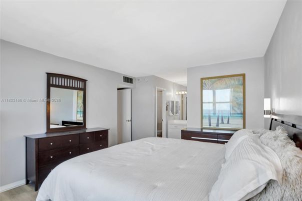 Bedroom, Interior, Water, Wood Texture Flooring