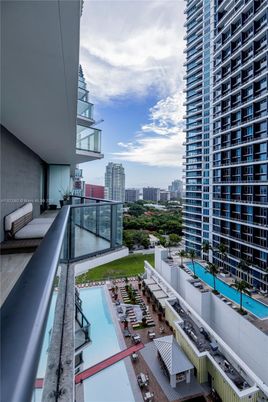 Exterior, Pool, Other