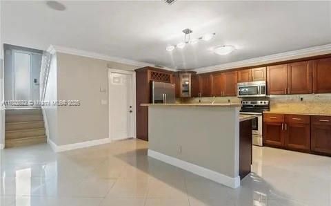 Interior, Kitchen, Stainless Steel Appliances