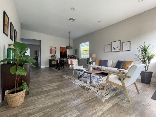 Dining room, Interior, Living room, Pendant Lights, Recessed Lighting, Wood Texture Flooring
