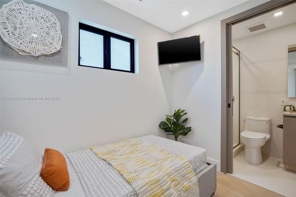 Bathroom, Bedroom, Interior, Recessed Lighting, Wood Texture Flooring