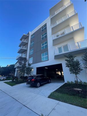 Exterior, Facade, Condo Building