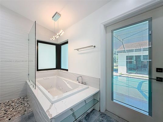 Bathroom, Interior, Pendant Lights