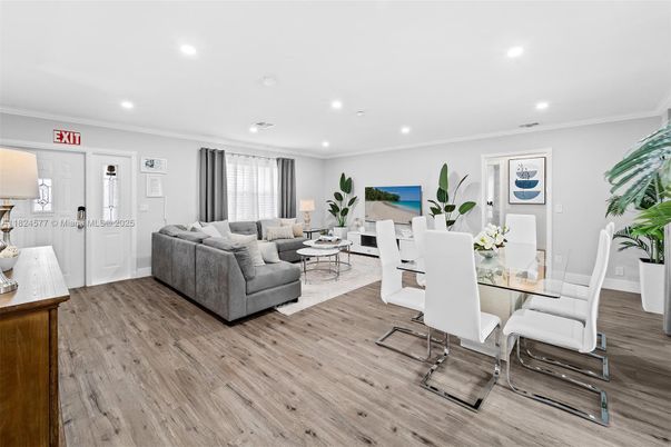 Dining room, Interior, Living room, Recessed Lighting, Wood Texture Flooring