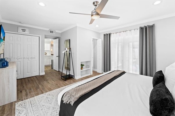 Bedroom, Interior, Recessed Lighting, Wood Texture Flooring