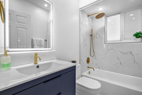 Bathroom, Interior, Marble Walls, Recessed Lighting