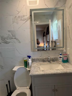 Bathroom, Interior, Marble Walls