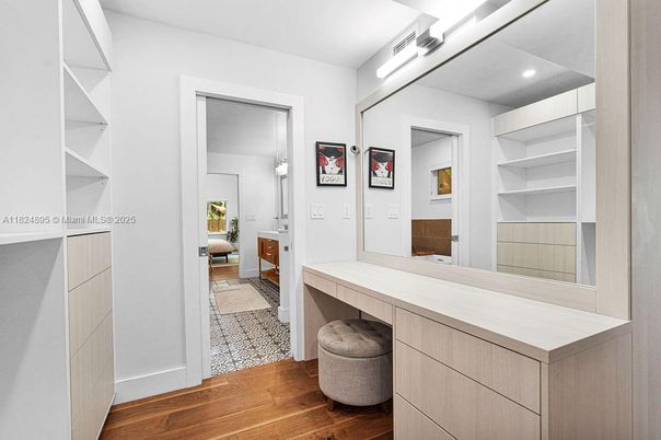 Interior, Recessed Lighting, Walk-in Closets, Wood Texture Flooring