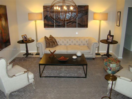 Chandelier, Interior, Living room