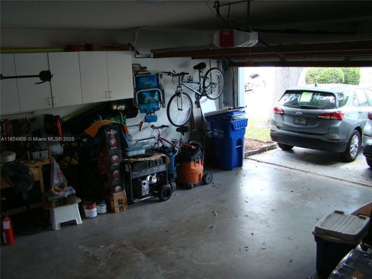Garage, Interior