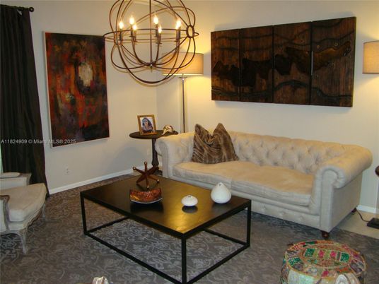 Chandelier, Interior, Living room