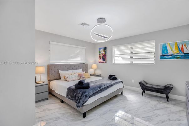 Bedroom, Interior, Marble, Pendant Lights