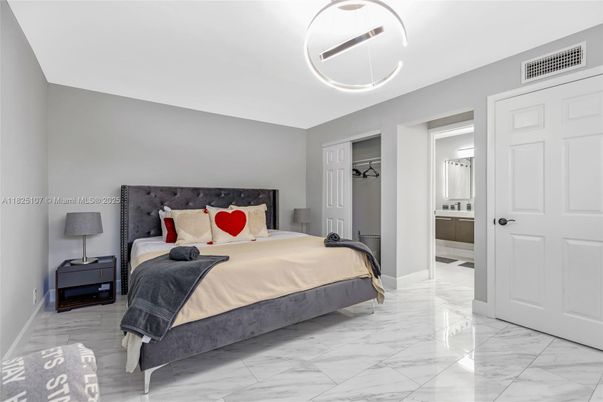 Bedroom, Interior, Marble, Pendant Lights