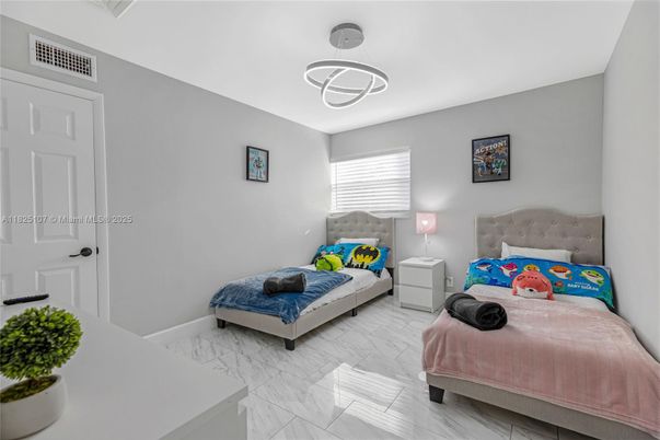 Bedroom, Interior, Marble, Pendant Lights