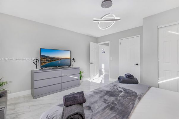Interior, Marble, Pendant Lights